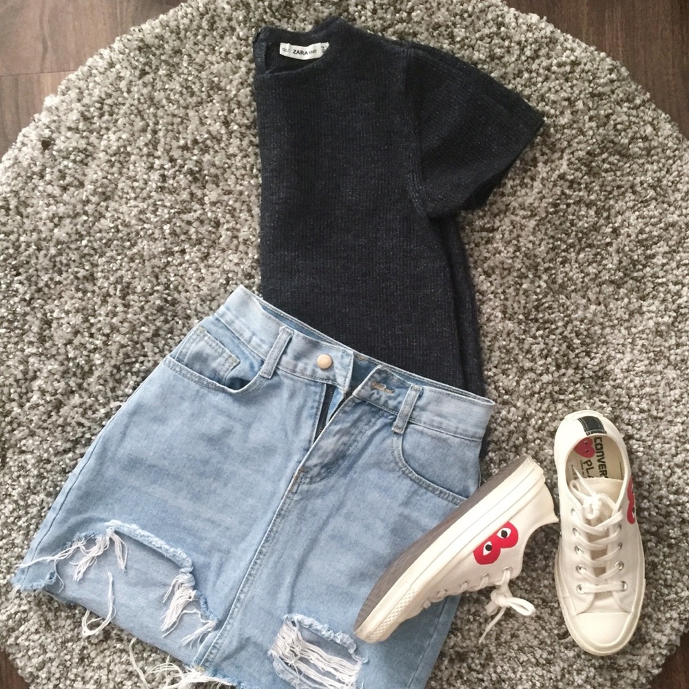 Zara Short Sleeves Sweater - Picture 3 of 3